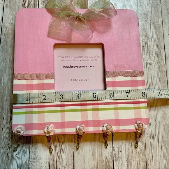 Sweet pink embellished 8”x8” wooden picture frame with ribbon-bow hanger -NWOT - Picture 3 of 8